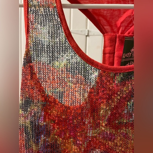 Almost Famous sequin bling tank top-small NWT - Picture 6 of 7